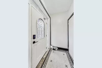 1121 N Lawndale Avenue, Chicago, IL 60651 - Photo 3