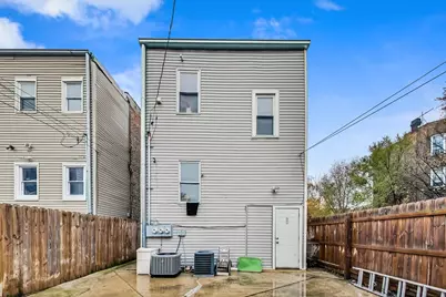 1121 N Lawndale Avenue, Chicago, IL 60651 - Photo 35