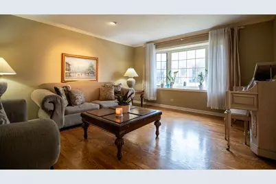 1346 Wessling Drive, Northbrook, IL 60062 - Photo 3