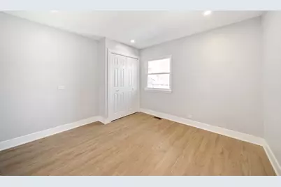 99 Essex Road, Elk Grove Village, IL 60007 - Photo 29