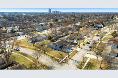 99 Essex Road, Elk Grove Village, IL 60007 - Photo 41