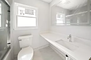 99 Essex Rd, Elk Grove Village, IL 60007 - Photo 21