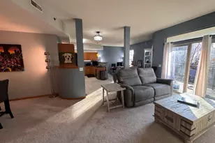 3135 Town Square Dr, Rolling Meadows, IL 60008 - Photo 1