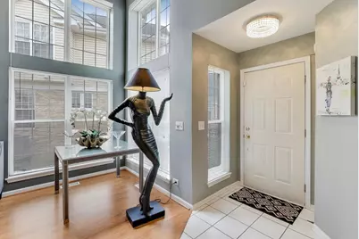 645 Citadel Drive #645, Westmont, IL 60559 - Photo 3