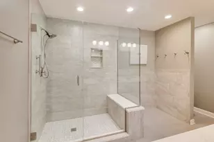 645 Citadel Dr, Westmont, IL 60559 - Photo 21