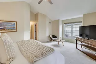 645 Citadel Dr, Westmont, IL 60559 - Photo 19