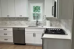 1106 Waukegan Rd, Deerfield, IL 60015 - Photo 5