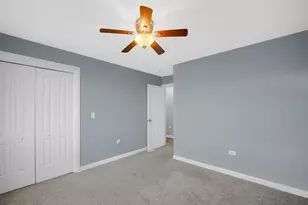 4742 W Orchard View Ct, Alsip, IL 60803 - Photo 13