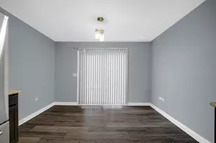 4742 W Orchard View Ct, Alsip, IL 60803 - Photo 7