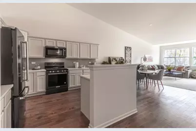 [Address not provided], Bolingbrook, IL 60440 - Photo 3