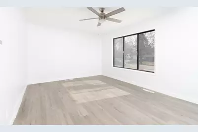 766 Windsor Drive, Crystal Lake, IL 60014 - Photo 3