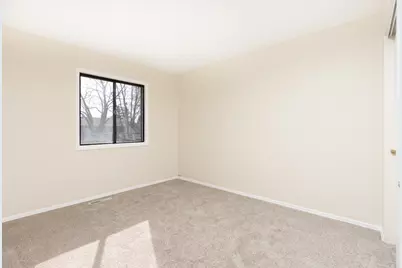 766 Windsor Drive, Crystal Lake, IL 60014 - Photo 15