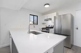 766 Windsor Dr, Crystal Lake, IL 60014 - Photo 7