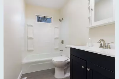 766 Windsor Drive, Crystal Lake, IL 60014 - Photo 13