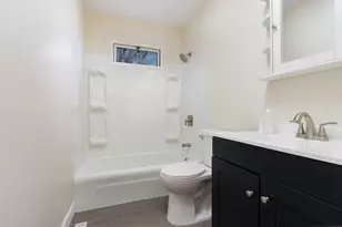 766 Windsor Dr, Crystal Lake, IL 60014 - Photo 13