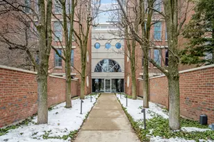 380 Green Bay Rd, Winnetka, IL 60093 - Photo 1