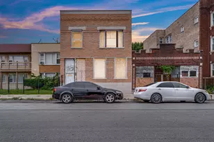 3024 E Cheltenham Pl, Chicago, IL 60649 - Photo 9