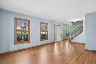 5573 Barnwood Dr, Gurnee, IL 60031 - Photo 3