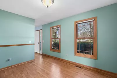 5573 Barnwood Drive, Gurnee, IL 60031 - Photo 11