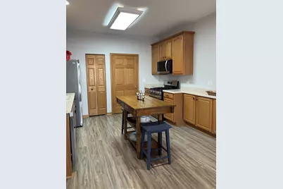 16300 Crescent Lake Drive, Crest Hill, IL 60403 - Photo 7