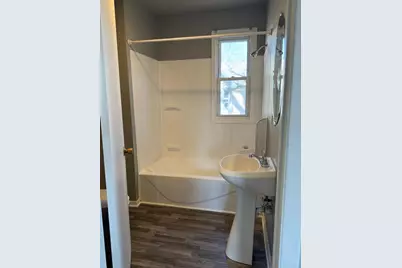 348 S Rosewood Avenue #2, Kankakee, IL 60901 - Photo 3