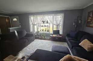 16916 Kimbark Ave, South Holland, IL 60473 - Photo 5