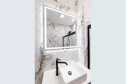 7545 S Rhodes Avenue, Chicago, IL 60619 - Photo 9