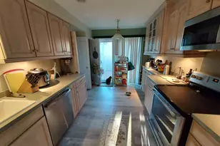 787 Oak Hill Rd, Lake Barrington, IL 60010 - Photo 11