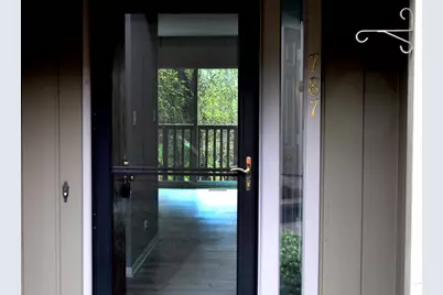 787 Oak Hill Road #467, Lake Barrington, IL 60010 - Photo 5