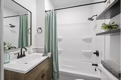 1425 24 1/2 Street, Rock Island, IL 61201 - Photo 9