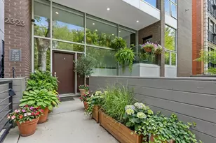 2323 N Leavitt St, Chicago, IL 60647 - Photo 1