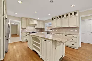 320 Fox Hunt Trail, Barrington, IL 60010 - Photo 7