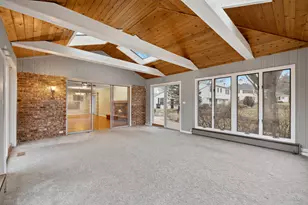 320 Fox Hunt Trail, Barrington, IL 60010 - Photo 17