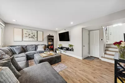 2198 Wildwood Lane, Hanover Park, IL 60133 - Photo 5