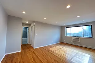 6954 N Sheridan Rd, Chicago, IL 60626 - Photo 13