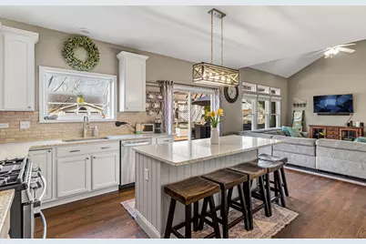 31696 N Borre Drive, Lakemoor, IL 60051 - Photo 11