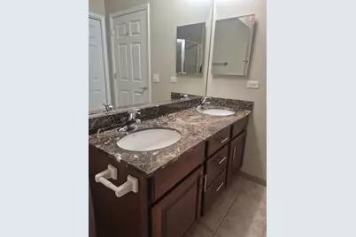 1479 N Milwaukee Avenue #309, Libertyville, IL 60048 - Photo 15