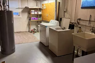 207 N Lord Ave, Carpentersville, IL 60110 - Photo 9