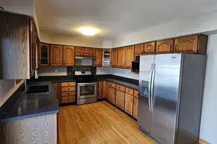 830 Division St, South Elgin, IL 60177 - Photo 19