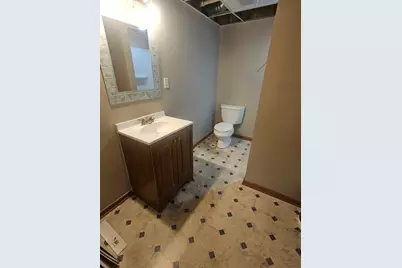 830 Division Street, South Elgin, IL 60177 - Photo 5