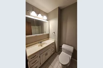 830 Division Street, South Elgin, IL 60177 - Photo 15