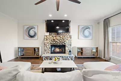 680 Blackthorn Drive, Crystal Lake, IL 60014 - Photo 5