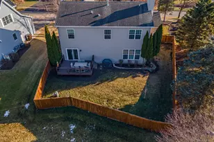 680 Blackthorn Dr, Crystal Lake, IL 60014 - Photo 25