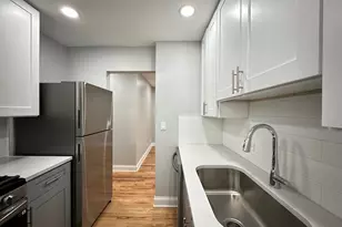 6954 N Sheridan Rd, Chicago, IL 60626 - Photo 7