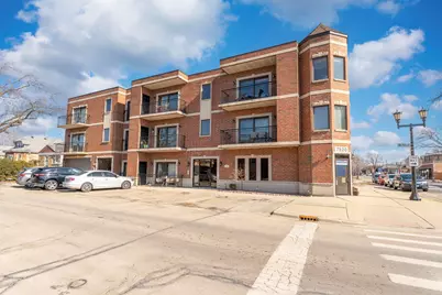 2805 N 75th Court #3a, Elmwood Park, IL 60707 - Photo 1