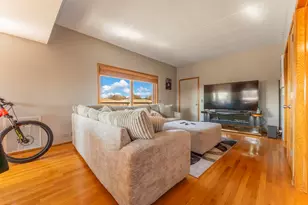2805 N 75th Ct, Elmwood Park, IL 60707 - Photo 5