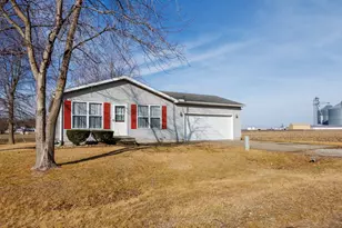 113 N 2nd St, Mclean, IL 61754 - Photo 33