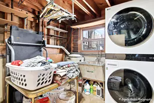 8 E Rollins Rd, Round Lake Beach, IL 60073 - Photo 13