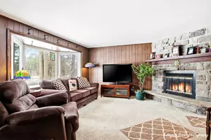 8 E Rollins Rd, Round Lake Beach, IL 60073 - Photo 3