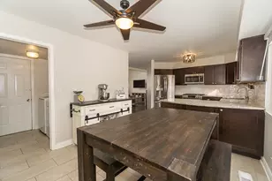 175 N Clare Ct, Wood Dale, IL 60191 - Photo 13